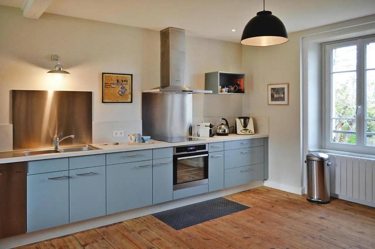 4 Family Home, Walking Distance To The Beach Locquirec Holiday home